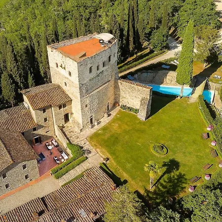 Castello Di Tornano Wine Relais 2*