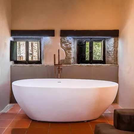 Castello Di Tornano Wine Relais