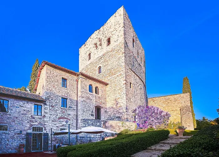 Castello Di Tornano Wine Relais فندق