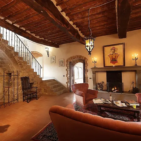 Castello Di Tornano Wine Relais Otel 3*