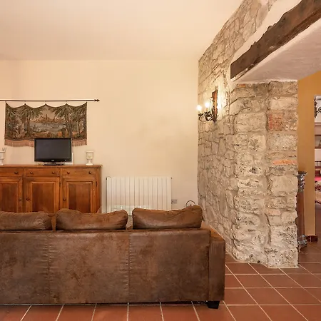 Castello Di Tornano Wine Relais Hotel