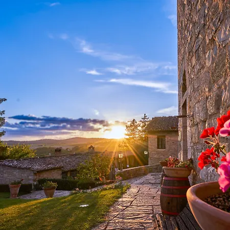 Castello Di Tornano Wine Relais Otel
